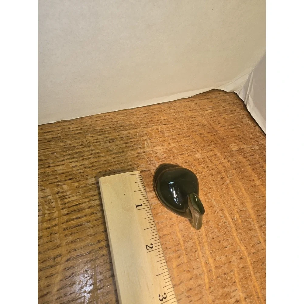 Vintage Jade Green‎ Stone Pelican Bird Figurine Carved 2